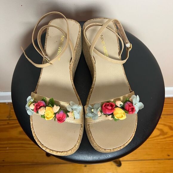 CLEARANCE! Tan Nine West Cork Floral Platform Sandals Size 6.5 EUC - Picture 5 of 7